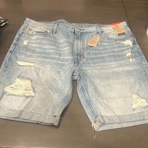 Levi’s 511 slim shorts size 42 mens new